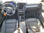 Volvo XC40 2026