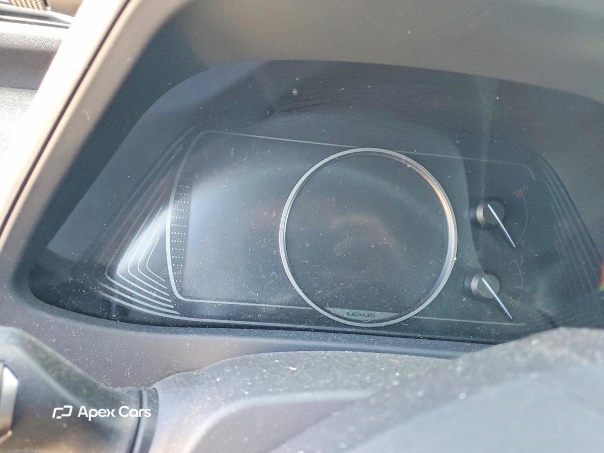 Lexus UX 2023