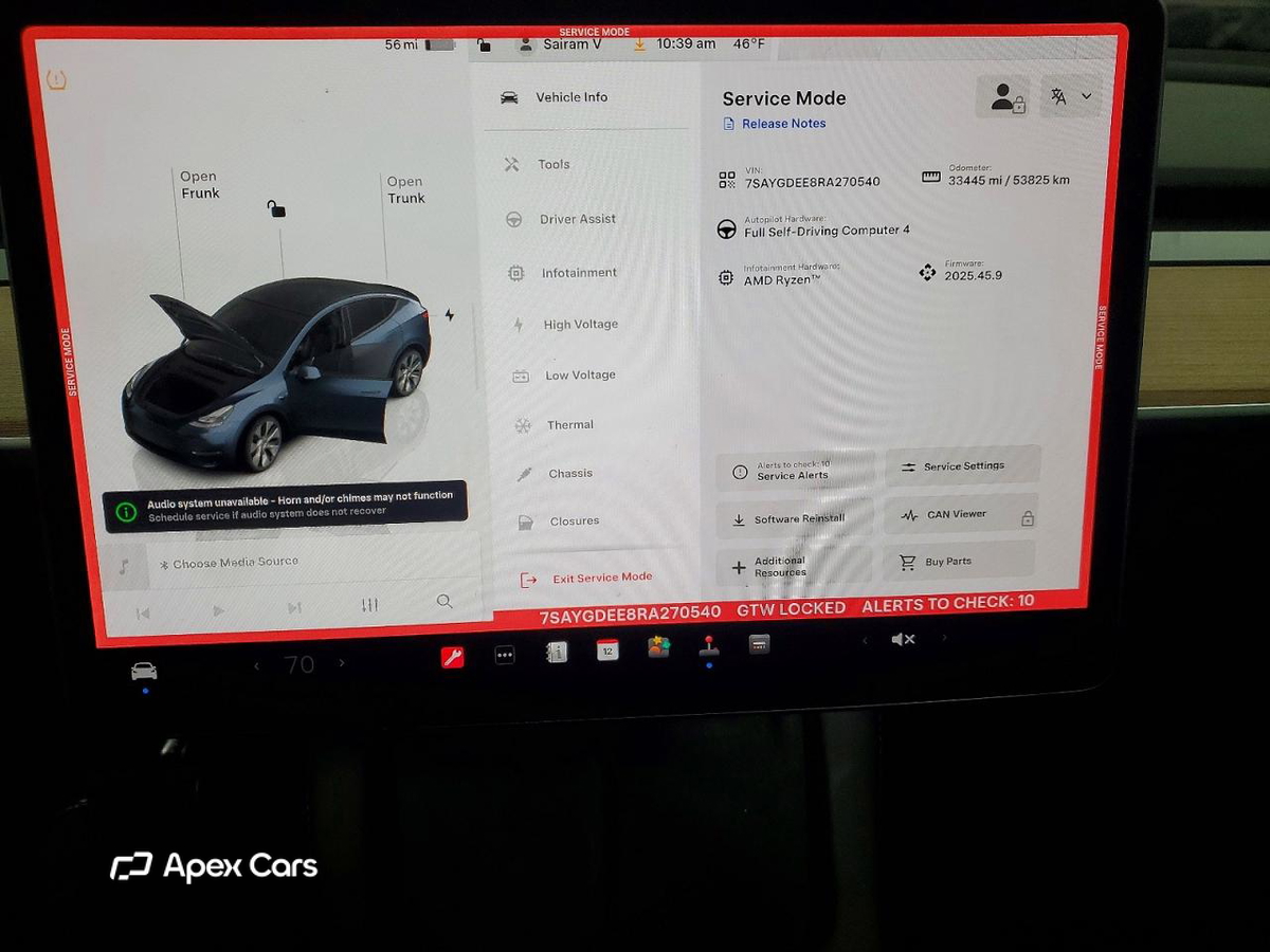 Tesla Model Y 2024
