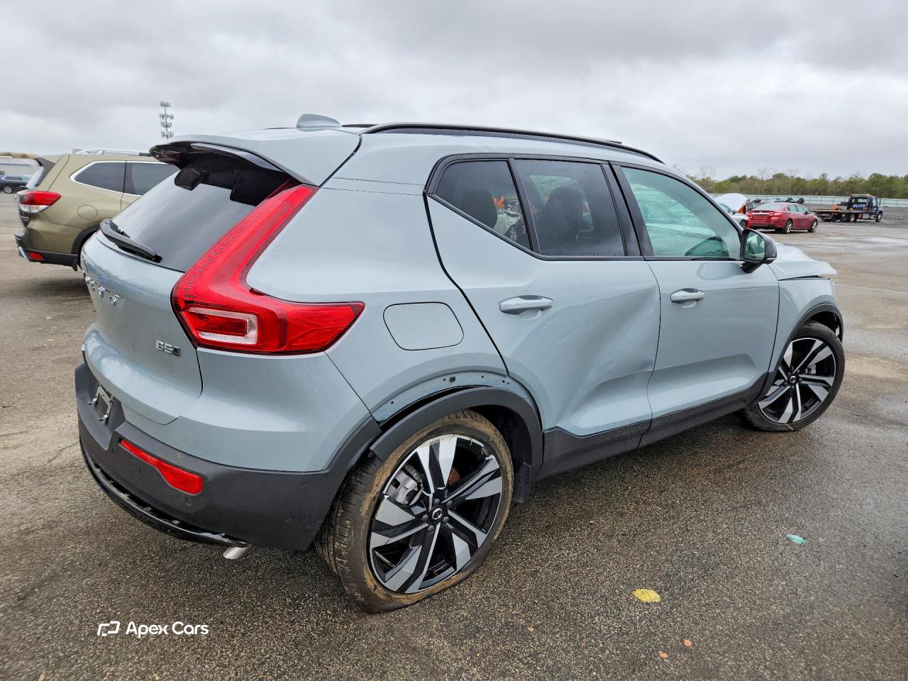 Volvo XC40 2024