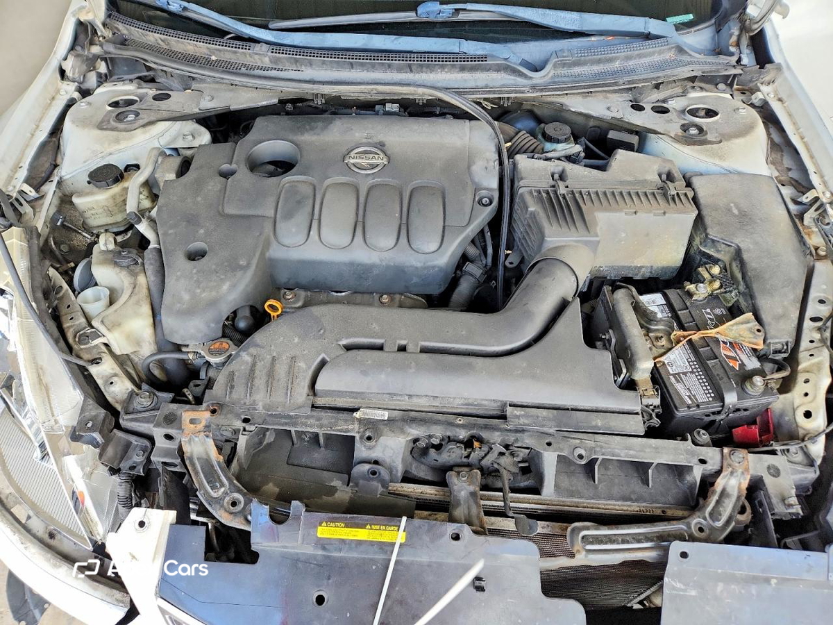 Nissan Altima 2011