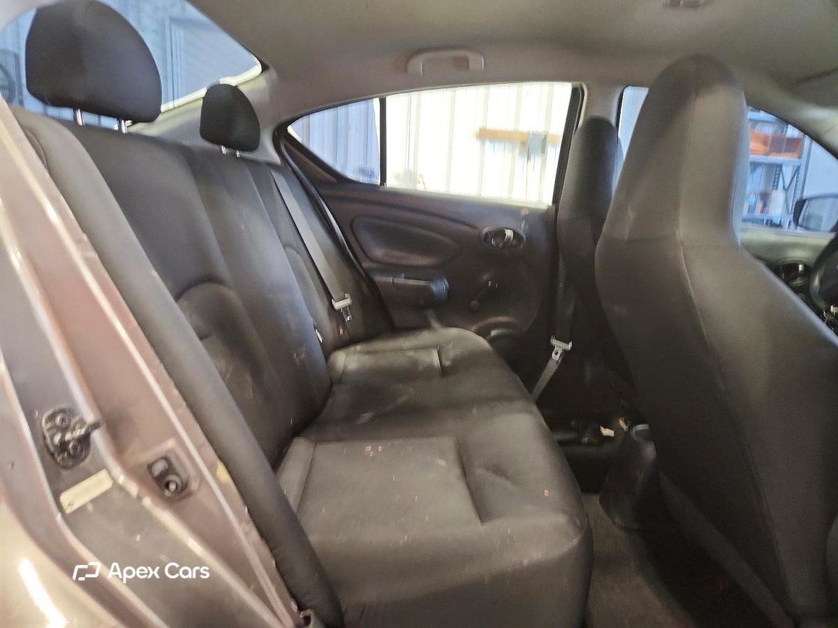 Nissan Versa 2017