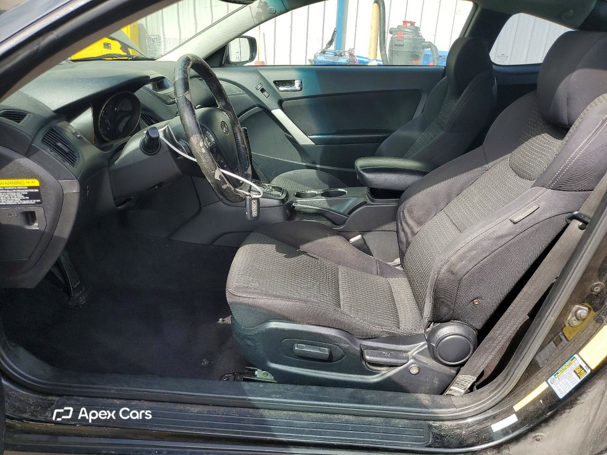 Hyundai Genesis 2012