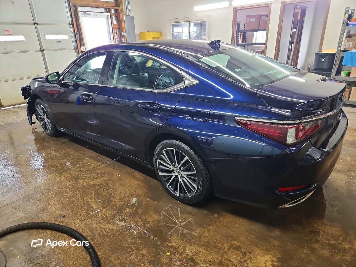 Lexus ES 2023
