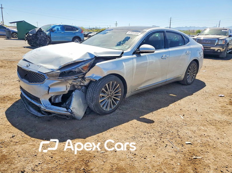 2017 Kia Cadenza - Image 1 of 12