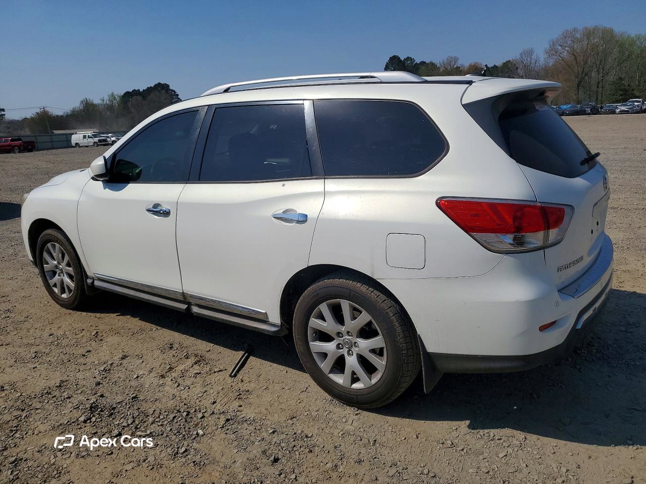 Nissan Pathfinder 2014