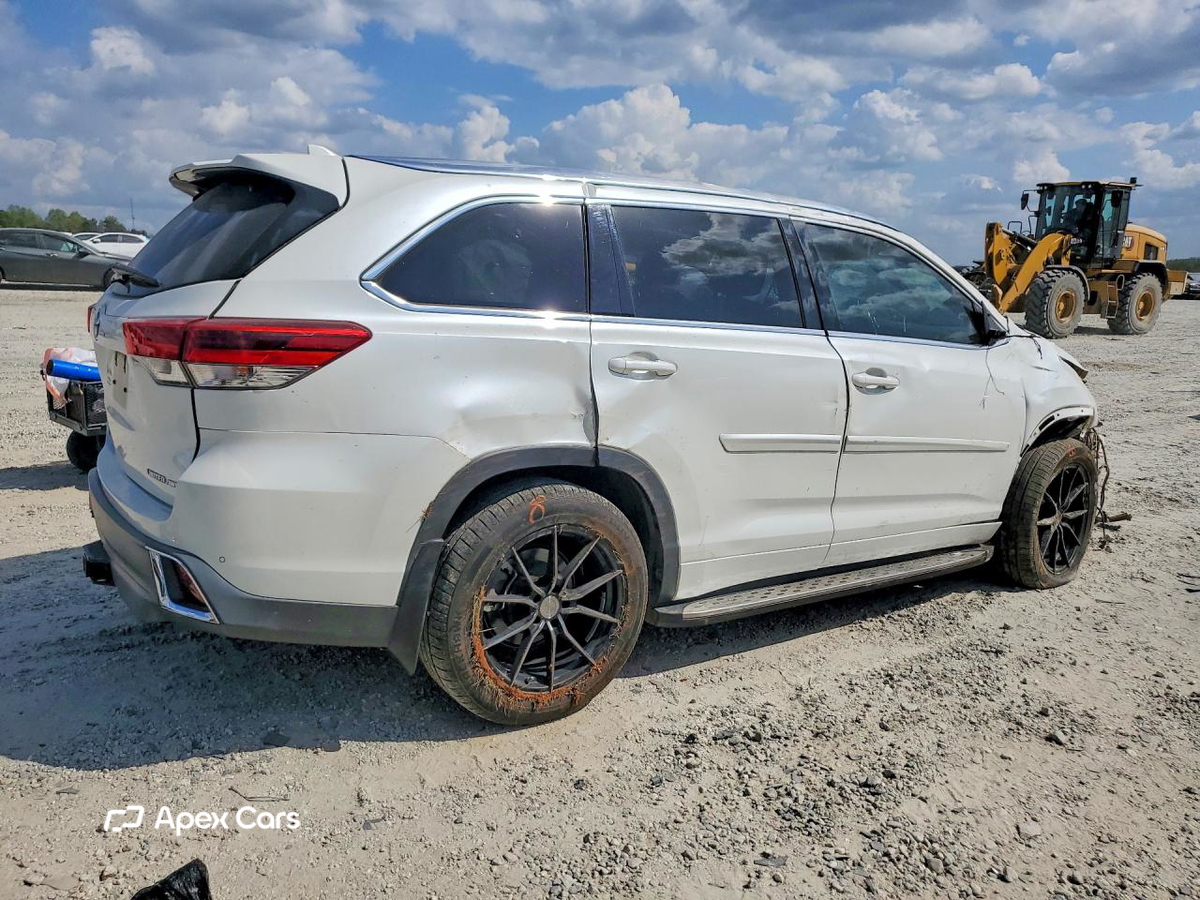 Toyota Highlander 2018