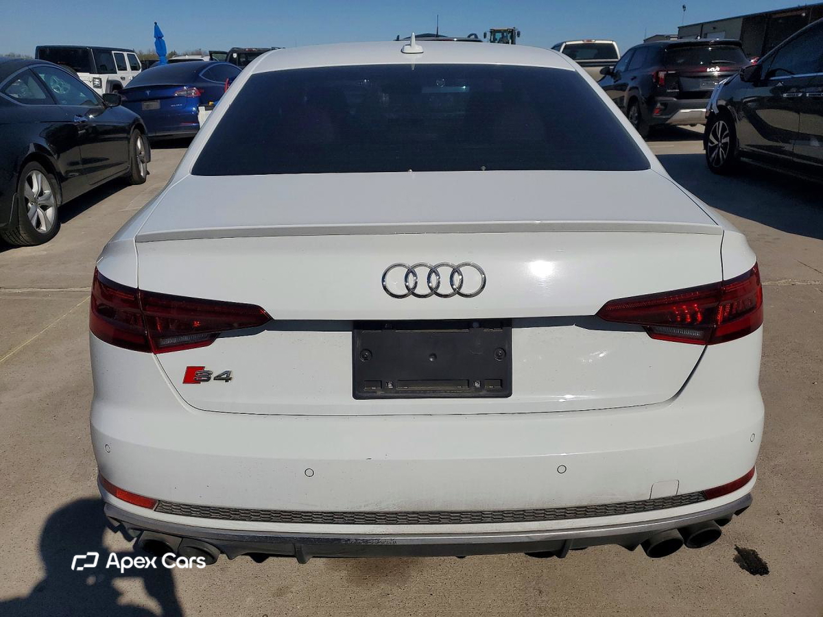 Audi RS4 2019