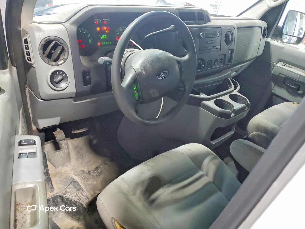 Ford Econoline 2012