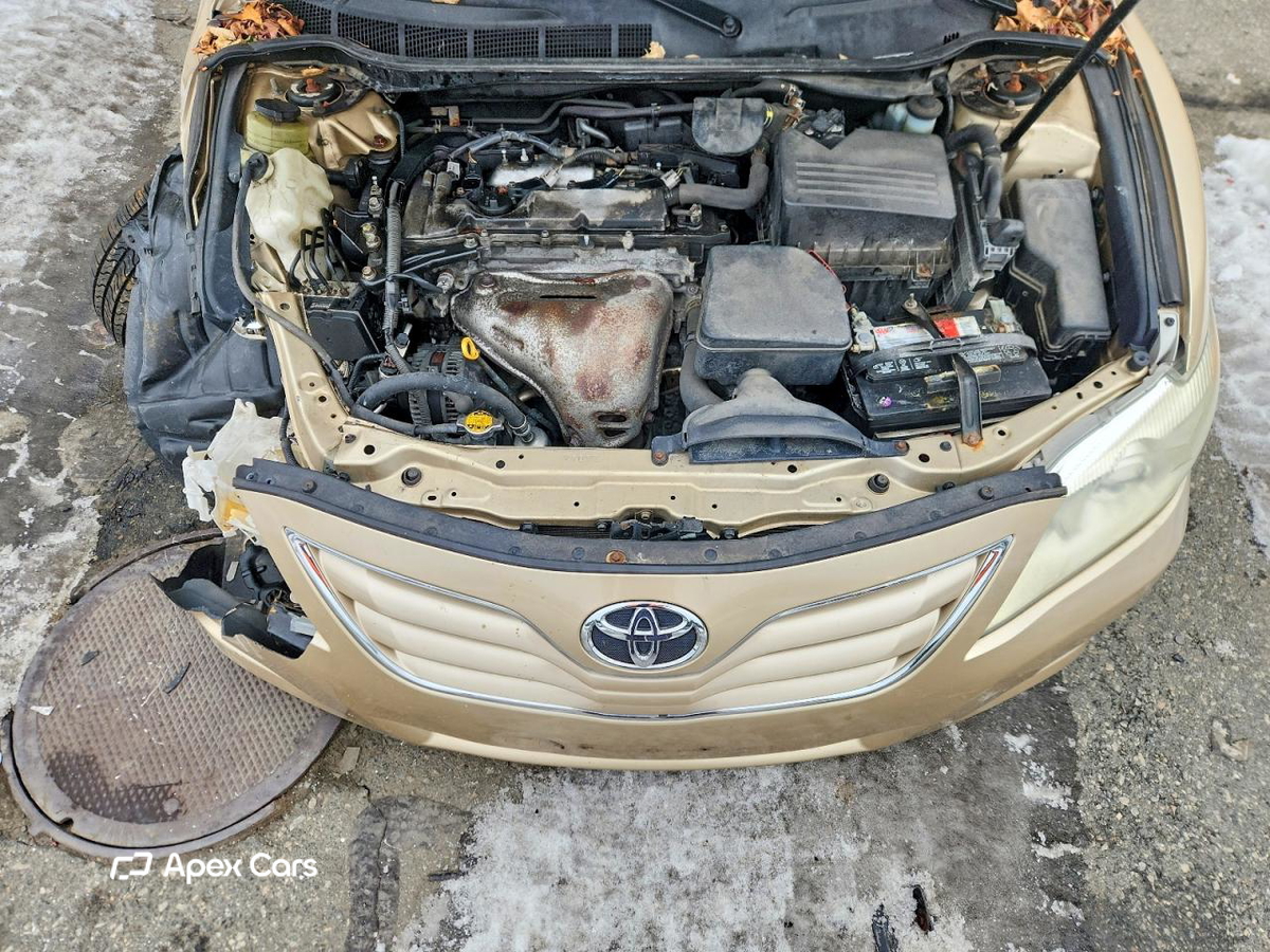 Toyota Camry 2011