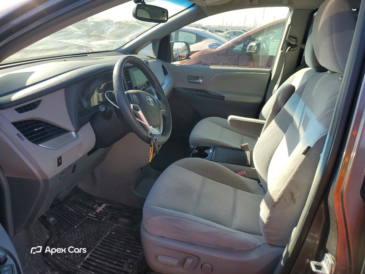 Toyota Sienna 2015
