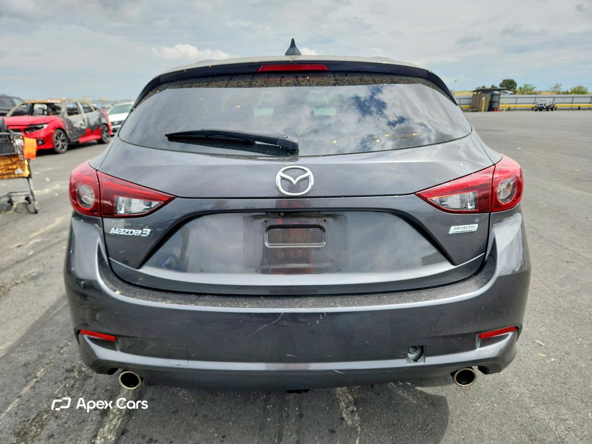 Mazda 3 2017