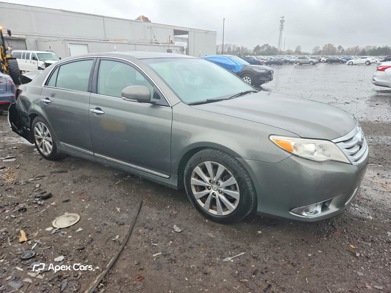 Toyota Avalon 2011