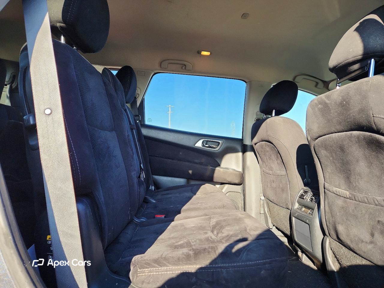 Nissan Pathfinder 2014