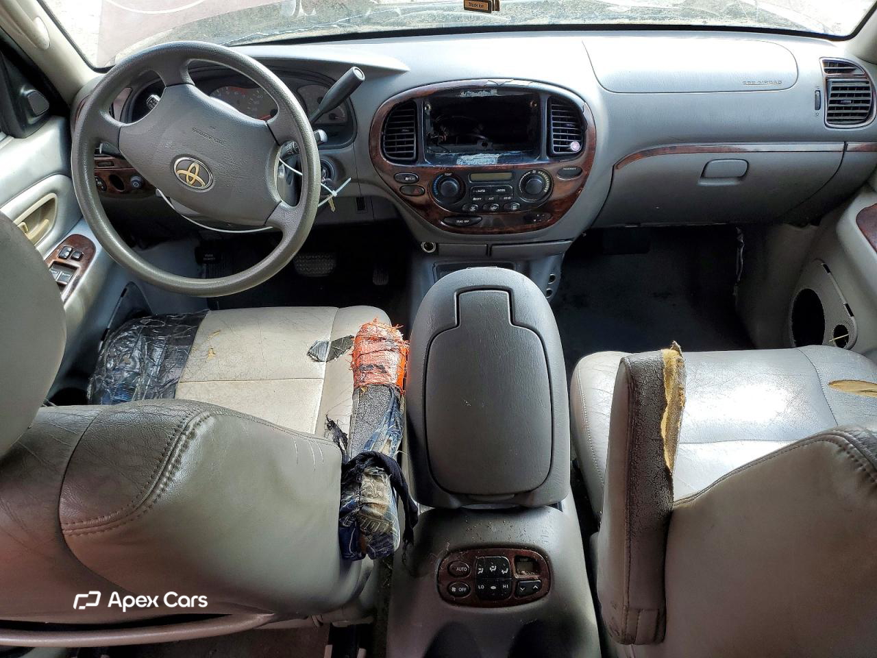 Toyota Sequoia 2003