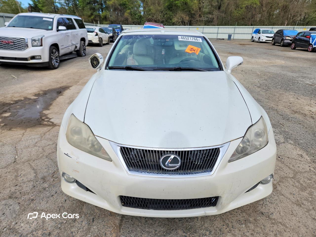 Lexus IS 2010