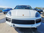 Porsche Cayenne 2021