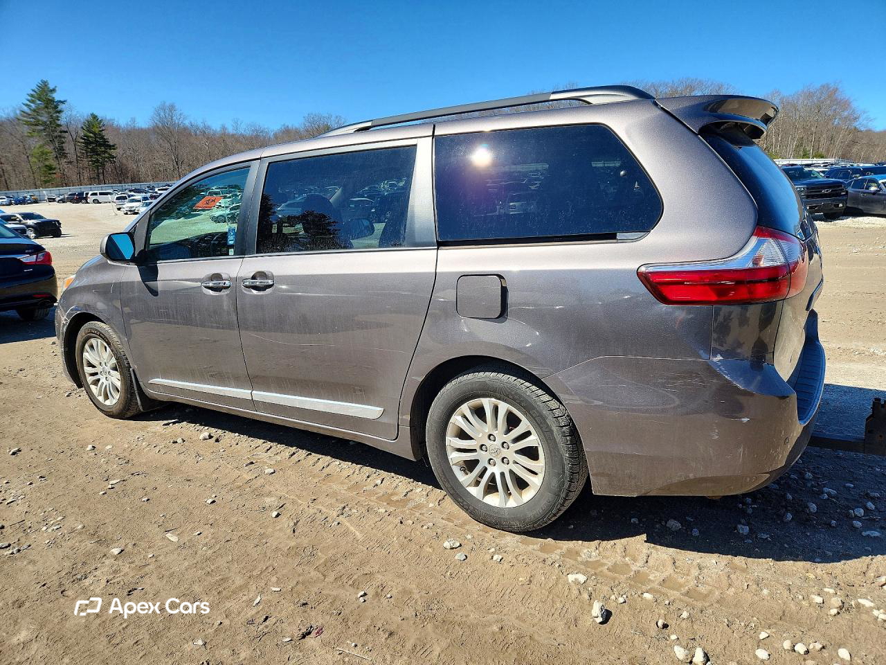 Toyota Sienna 2016