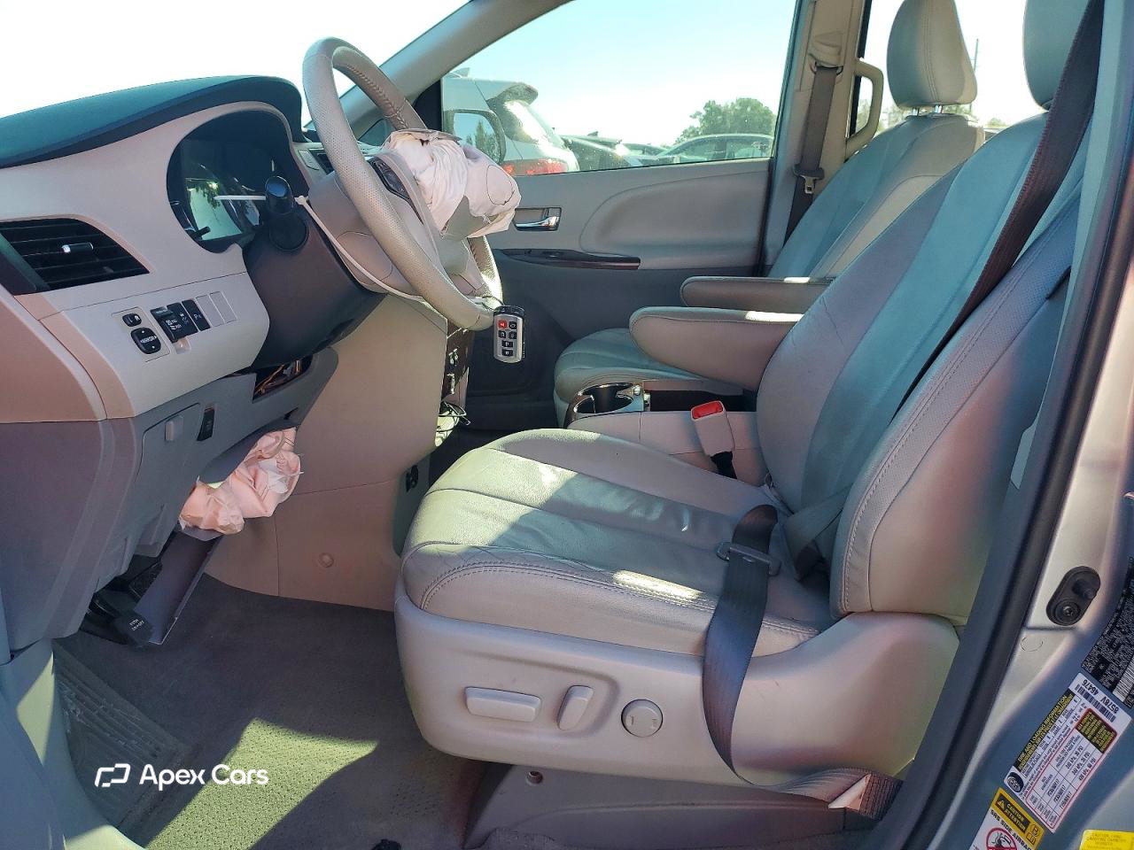Toyota Sienna 2014