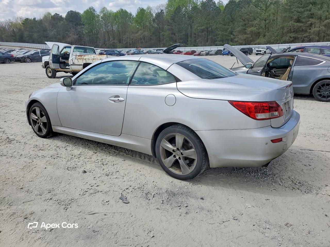 Lexus IS 2011