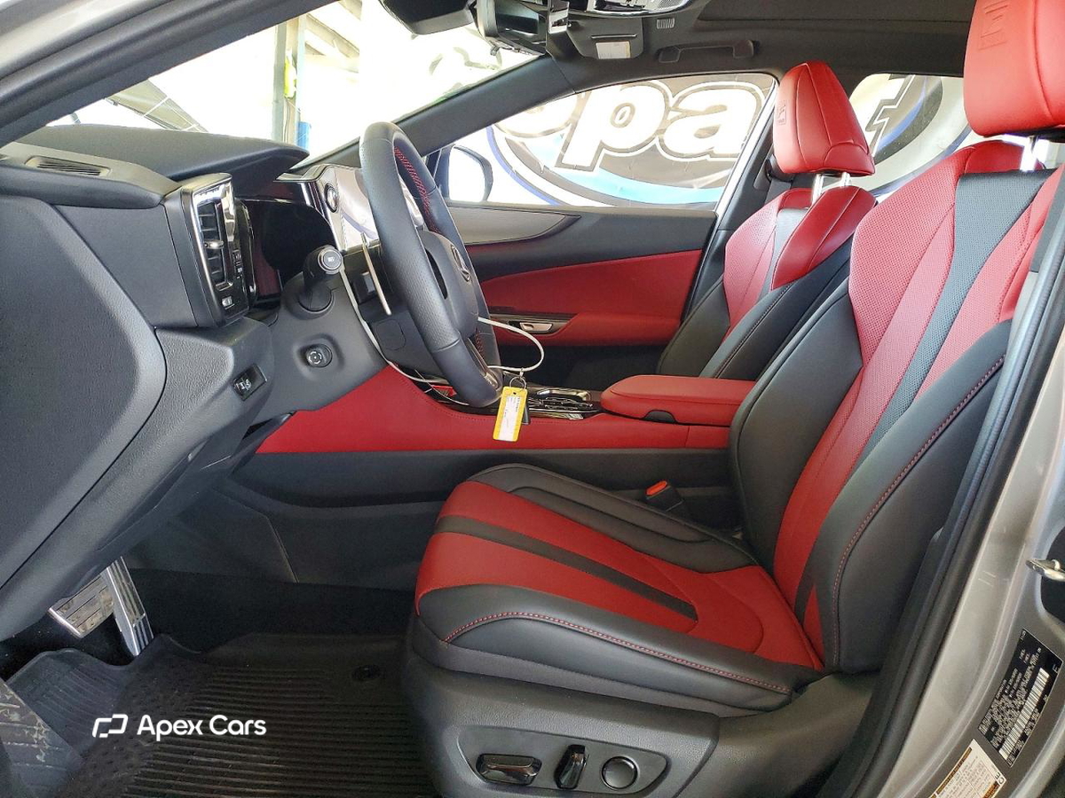 Lexus NX 2026