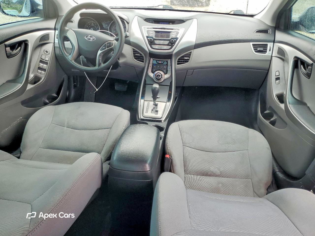 Hyundai Elantra 2013
