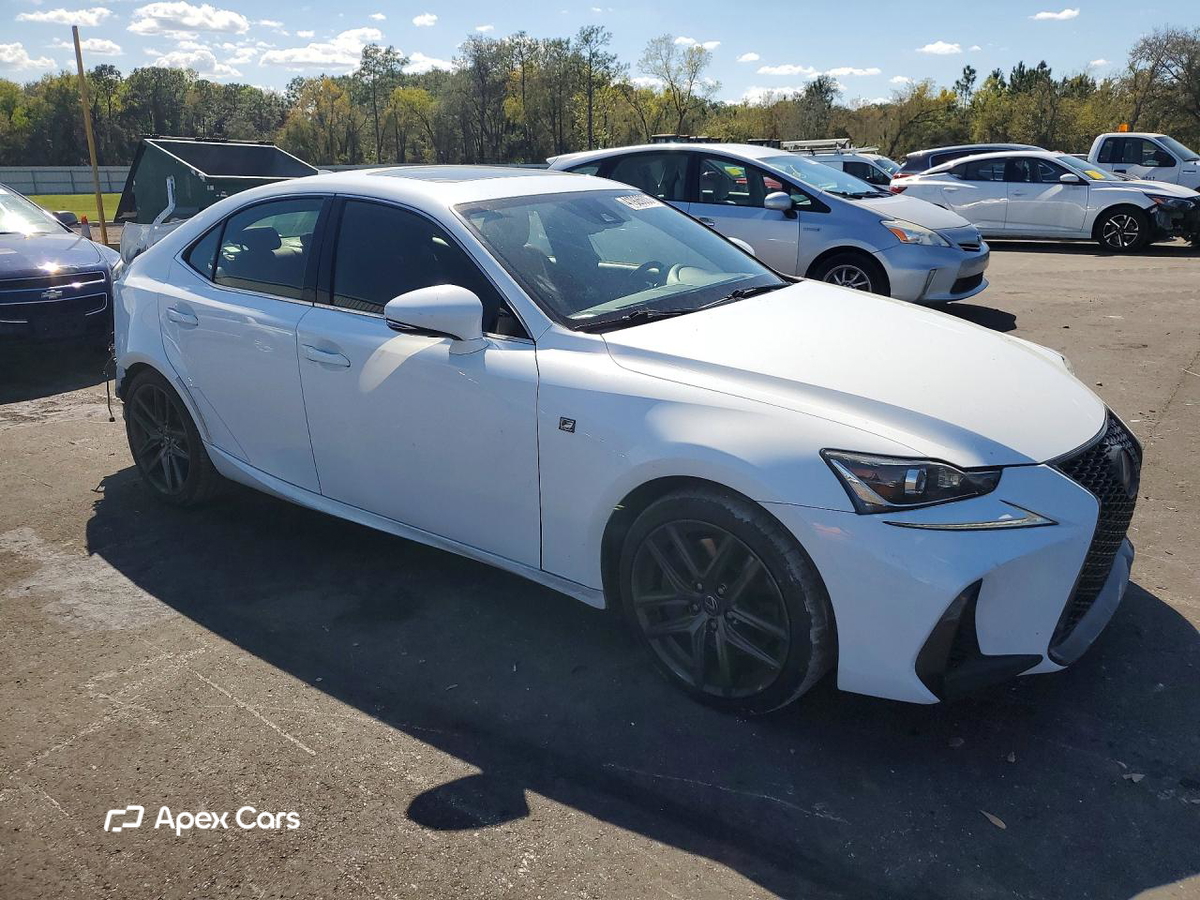 Lexus IS 2017