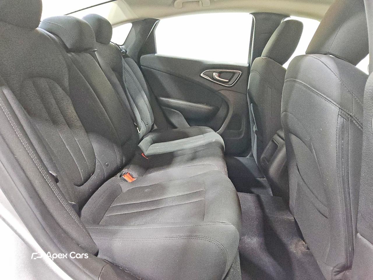 Chrysler 200 2016