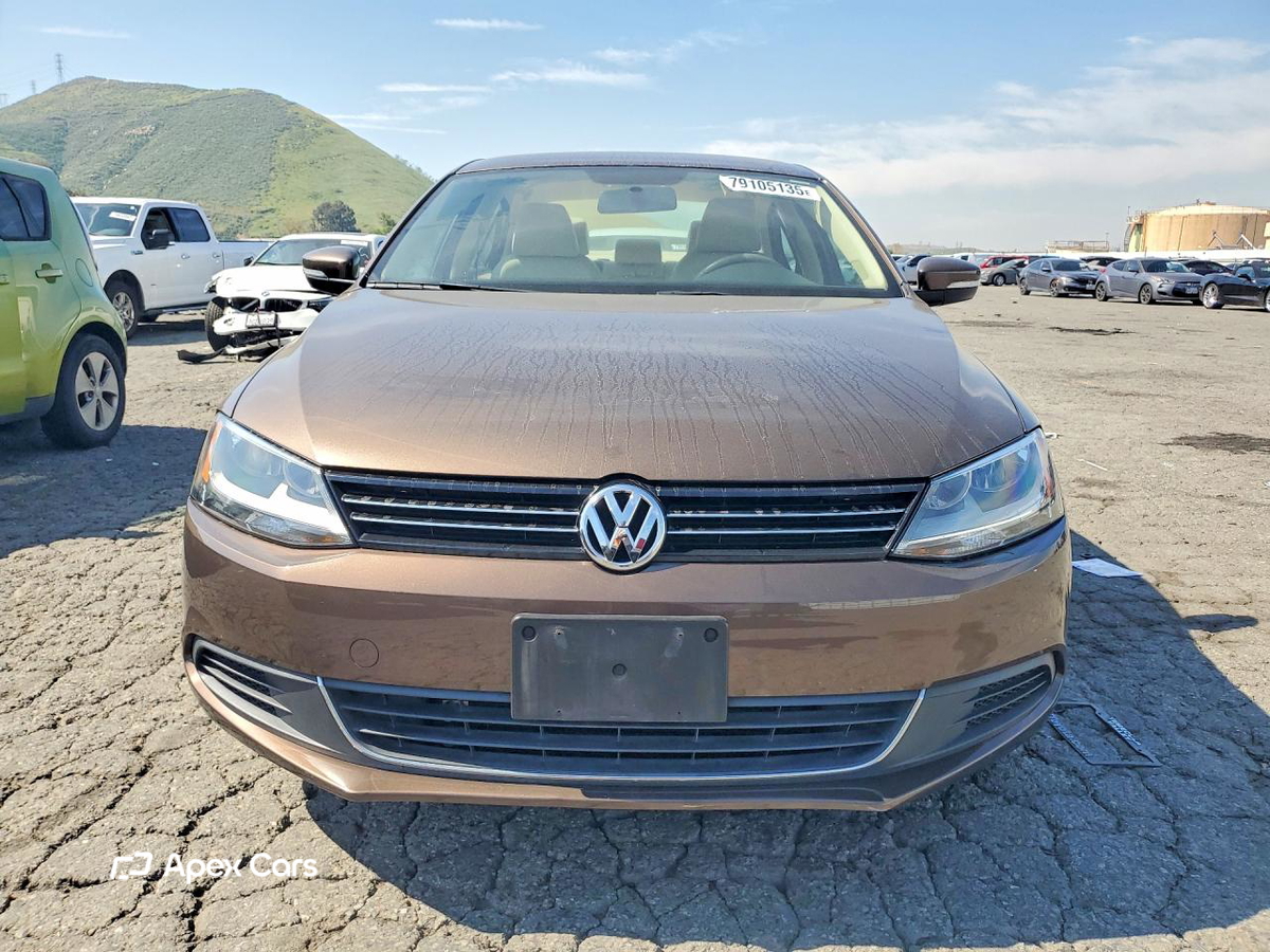 Volkswagen Jetta 2014