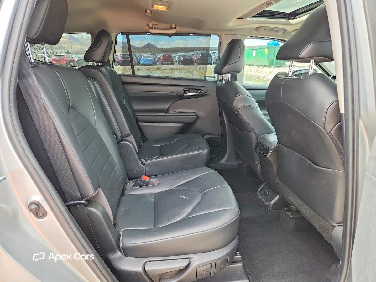Toyota Highlander 2020