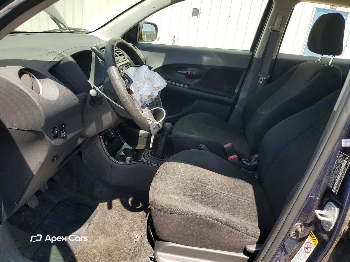 Scion xD 2010