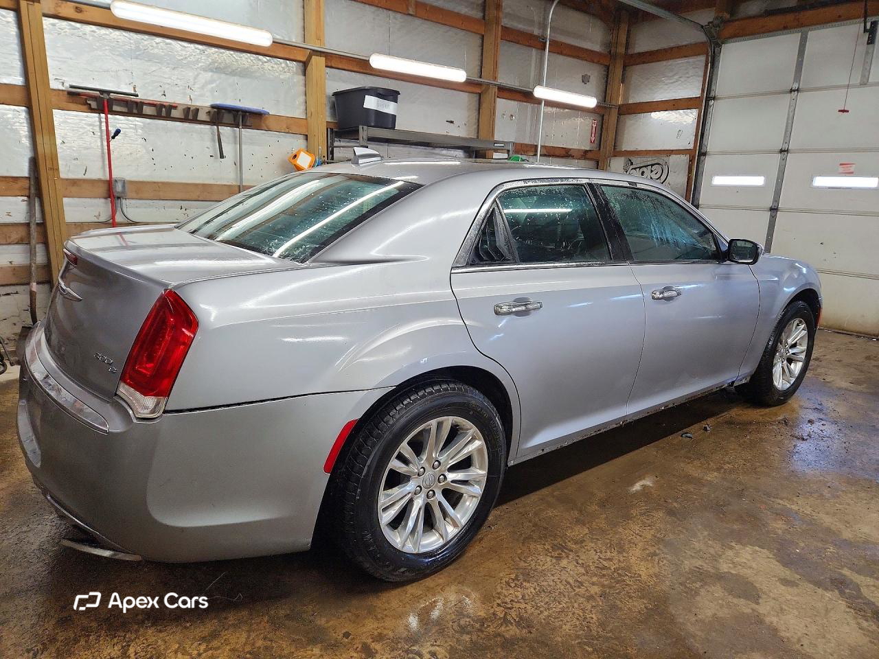 Chrysler 300 2016