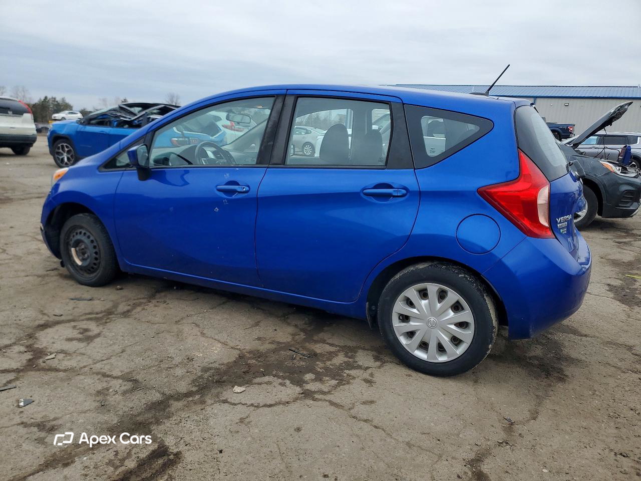 Nissan Versa 2016
