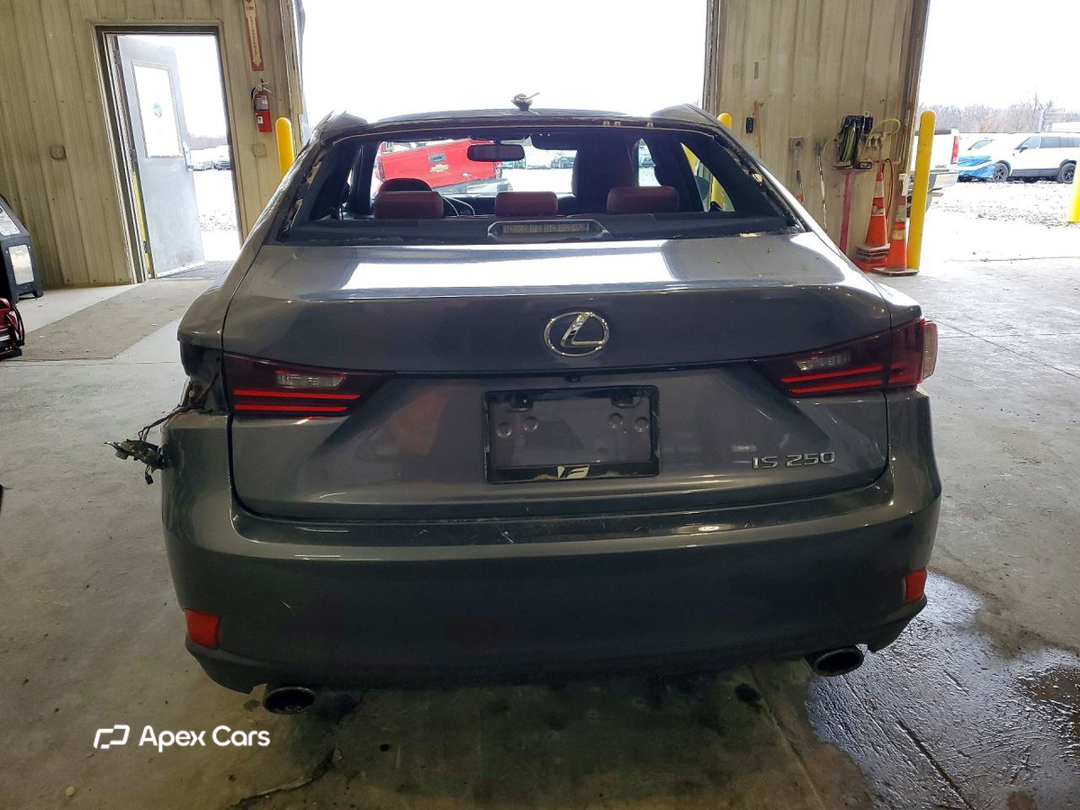 Lexus IS 2014
