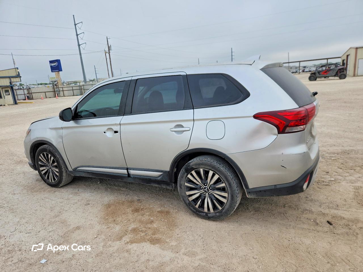 Mitsubishi Outlander 2020