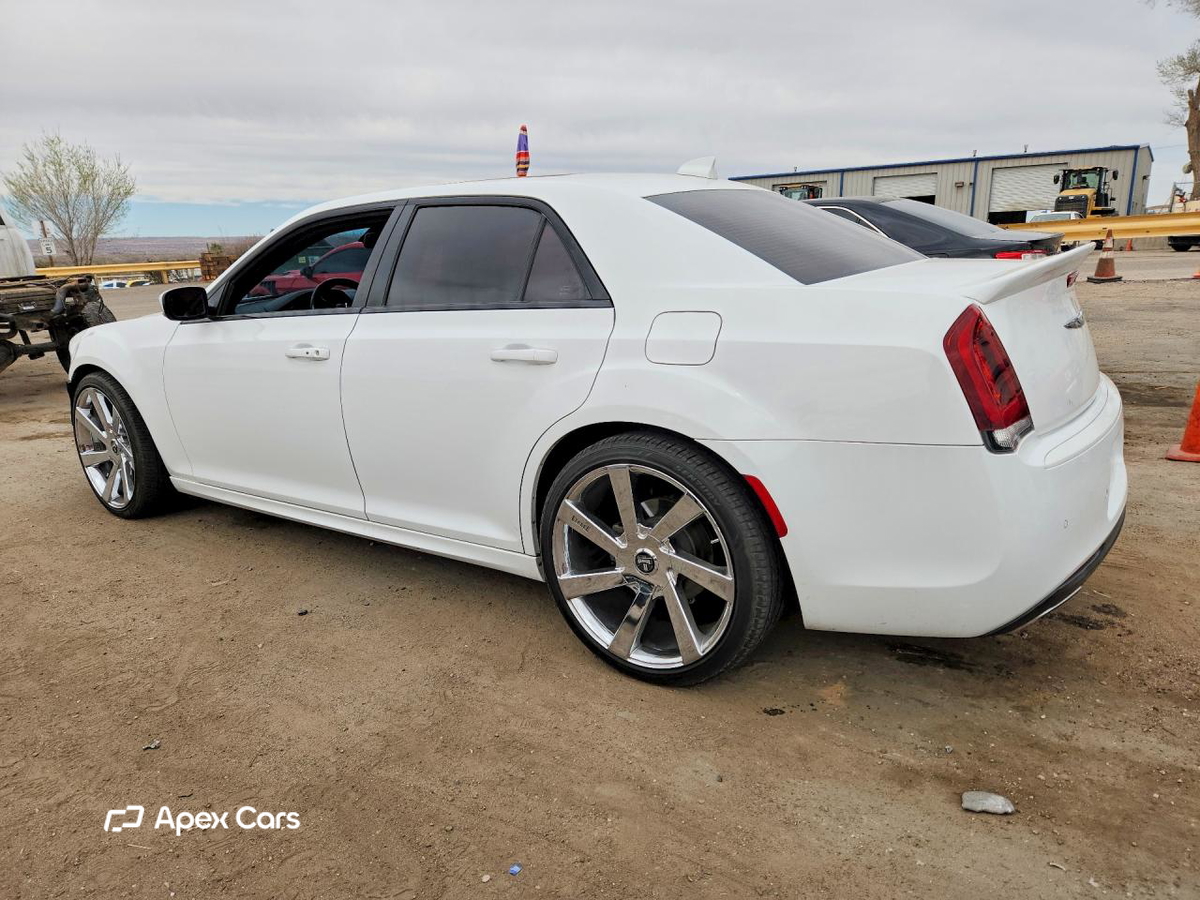 Chrysler 300 2017