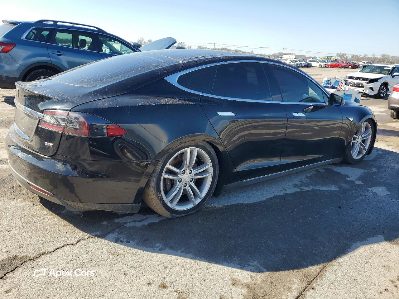 Tesla Model S 2015