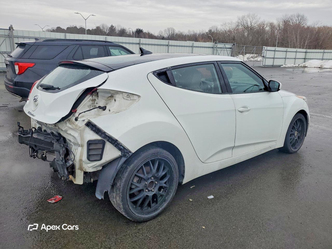 Hyundai Veloster 2013