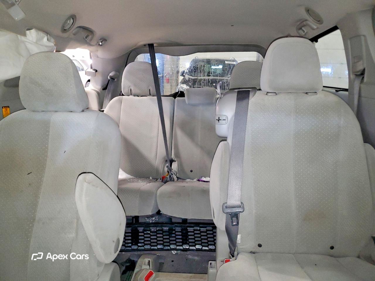 Toyota Sienna 2011