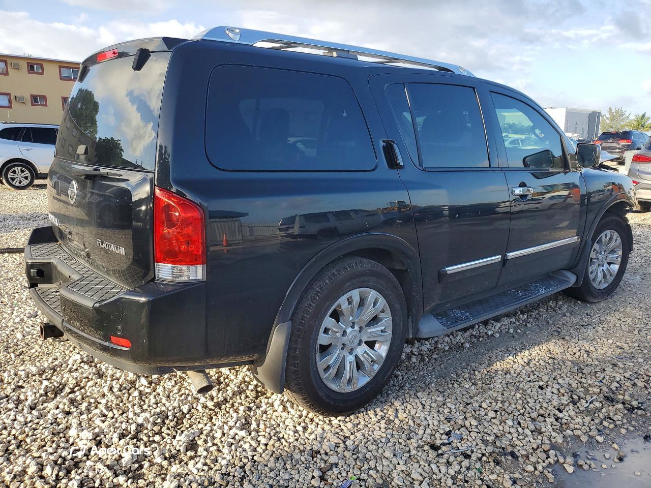 Nissan Armada 2015