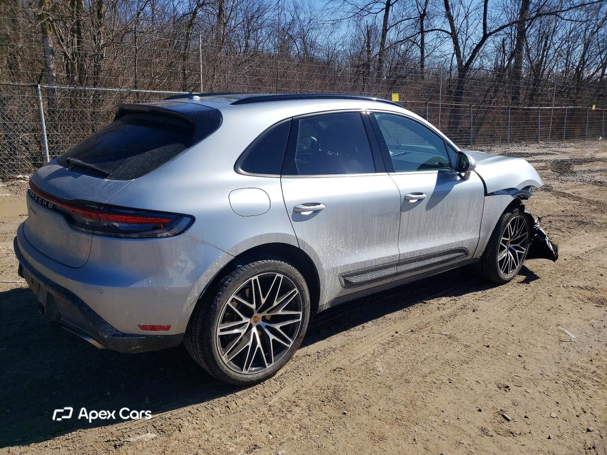 Porsche Macan 2025