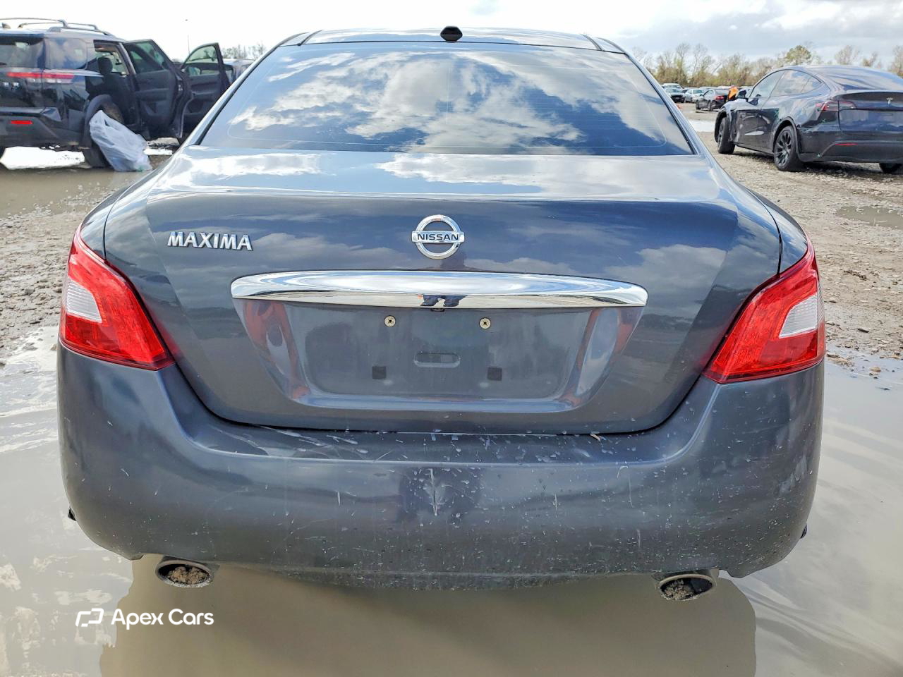 Nissan Maxima 2011
