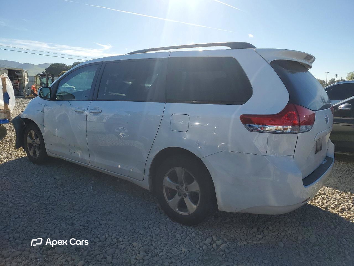 Toyota Sienna 2014