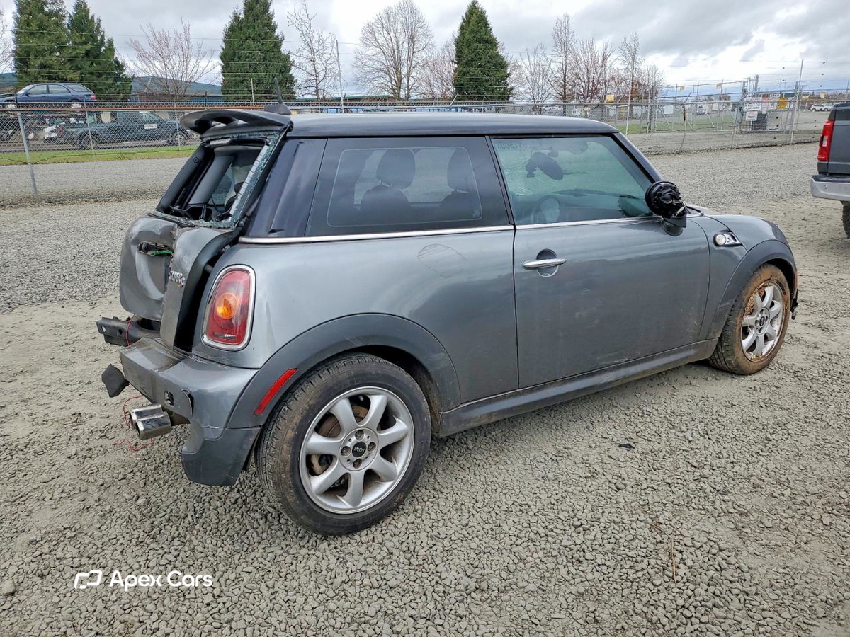 MINI Cooper 2010
