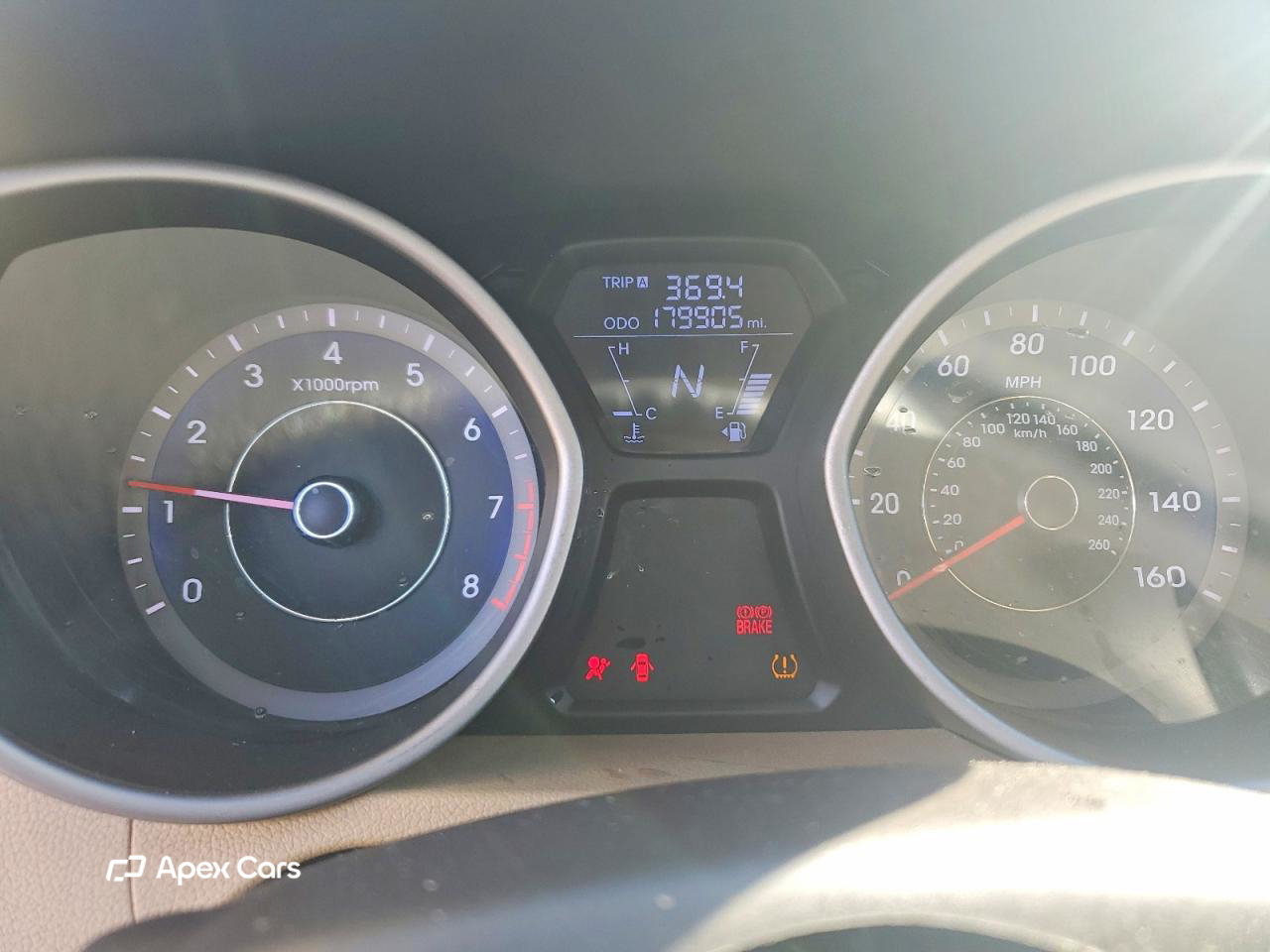 Hyundai Elantra 2012