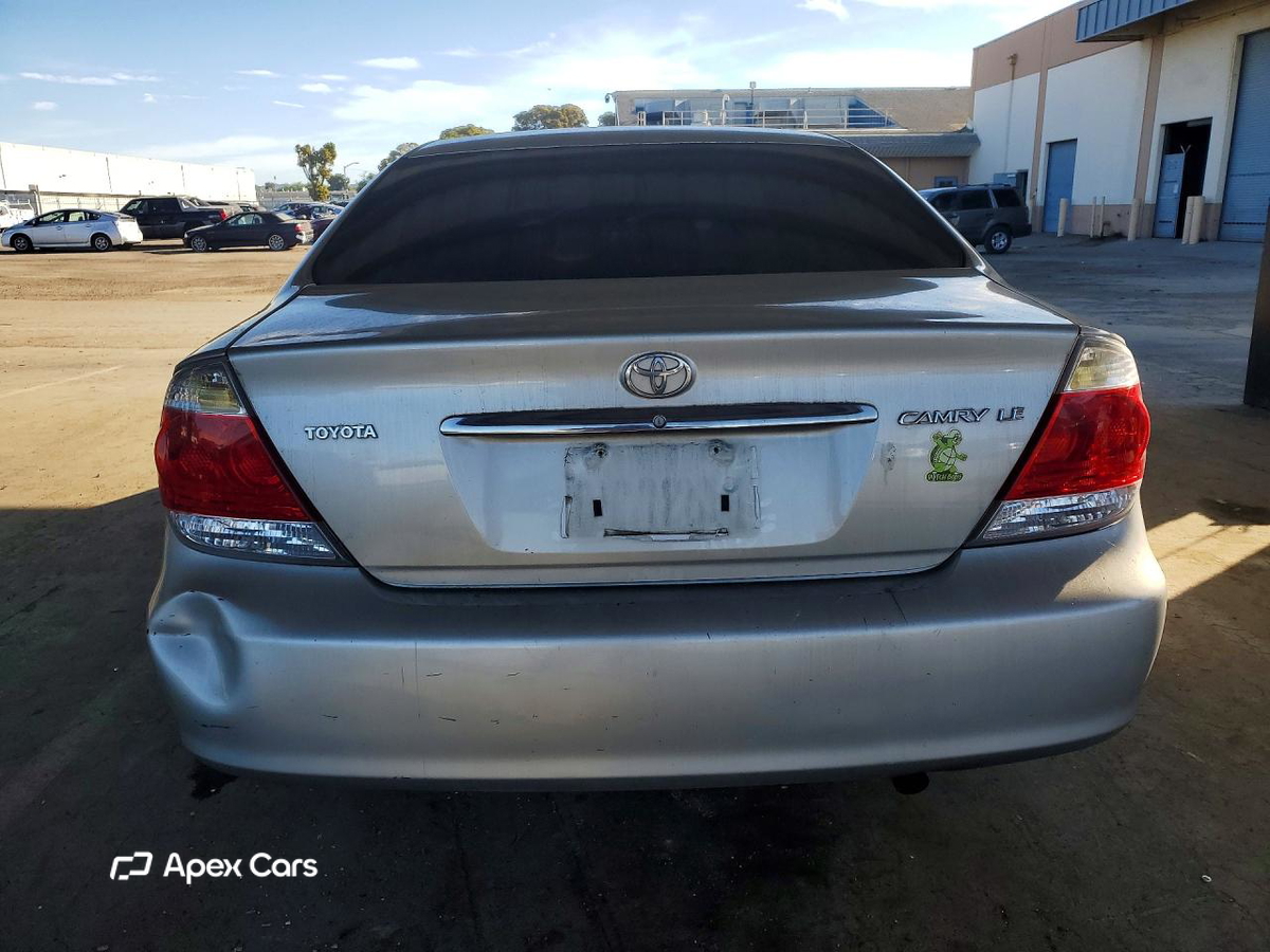 Toyota Camry 2005
