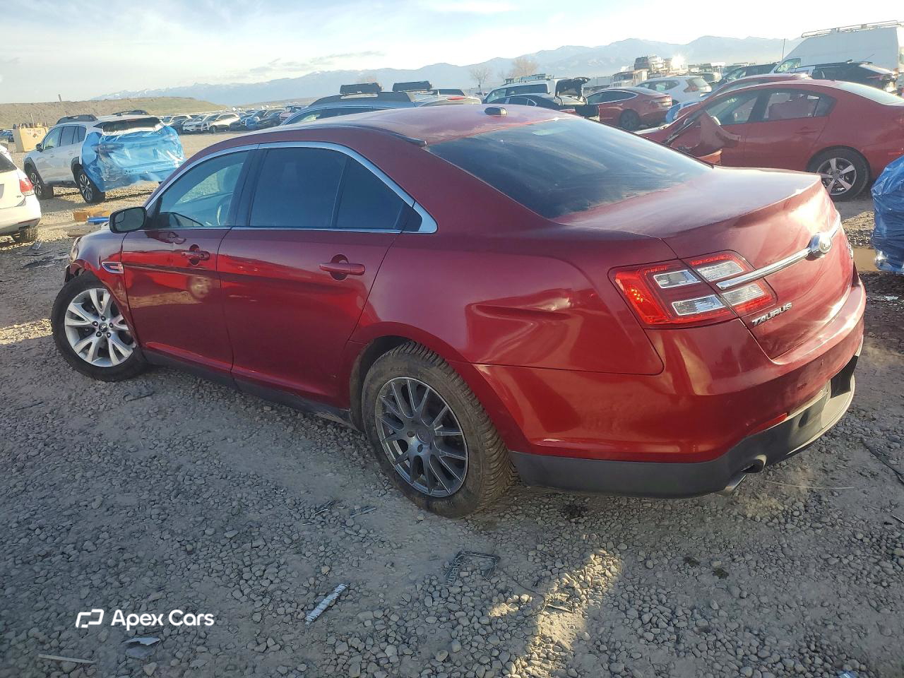 Ford Taurus 2015