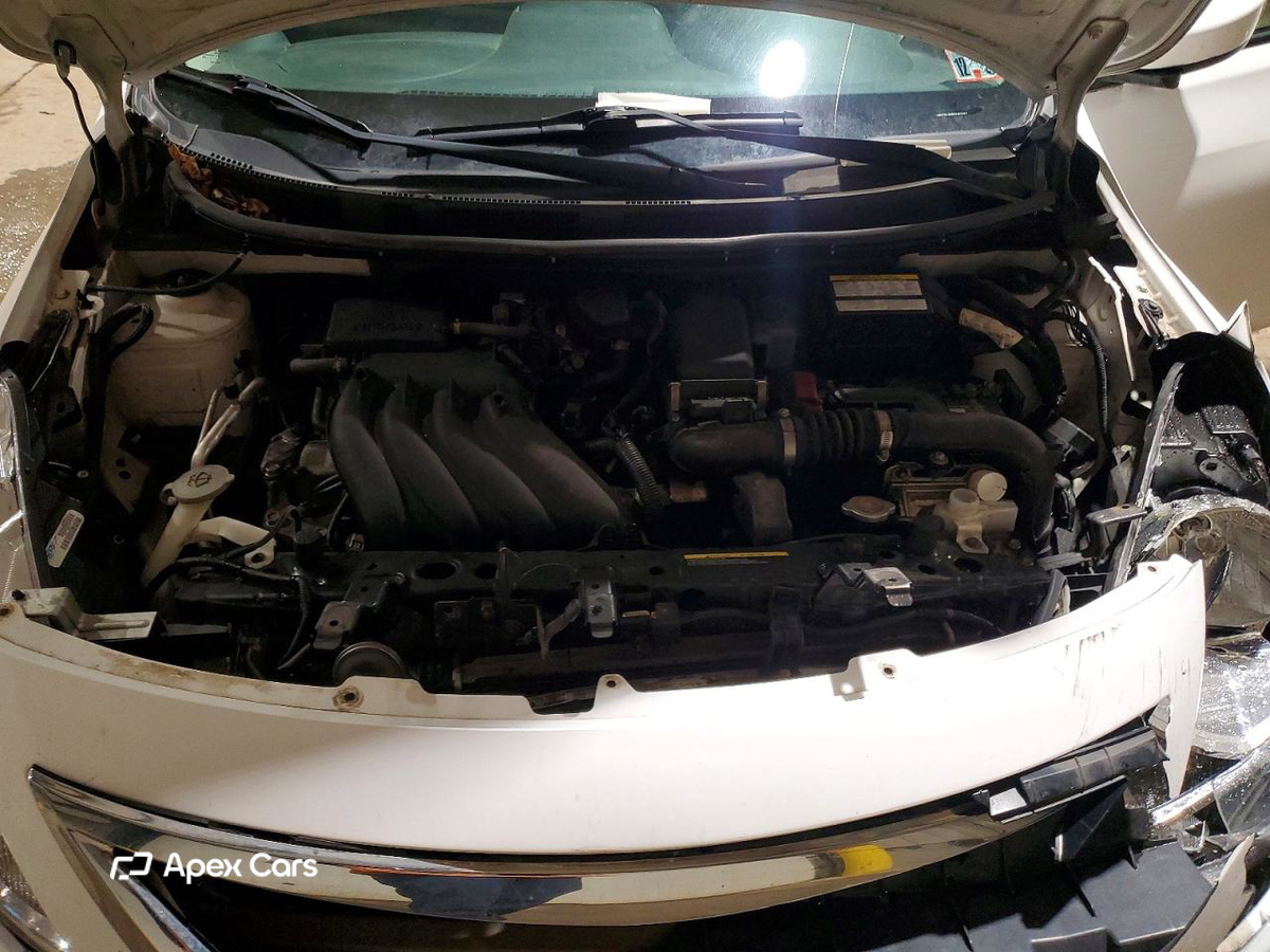 Nissan Versa 2016