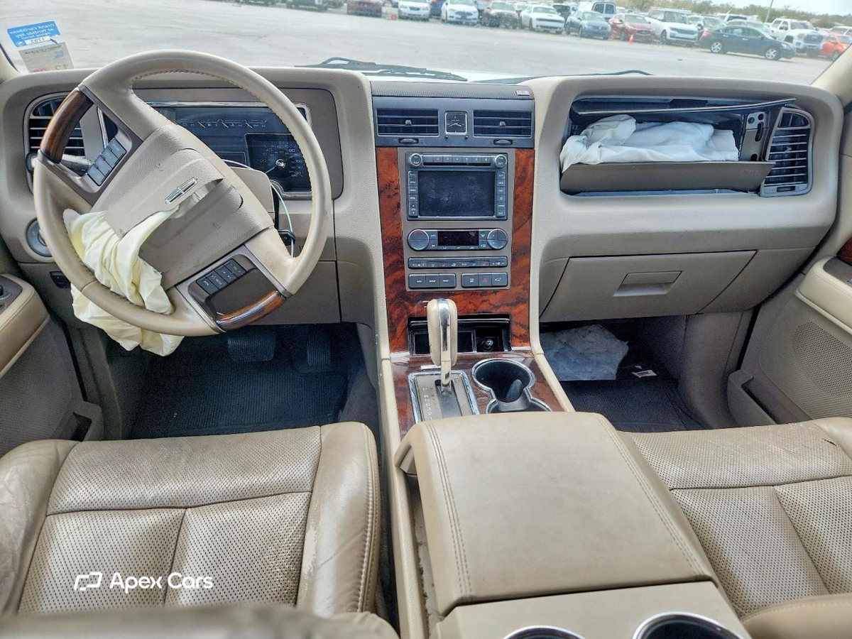 Lincoln Navigator 2012