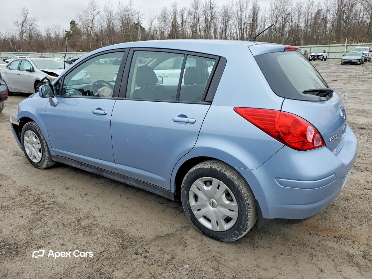 Nissan Versa 2011
